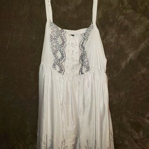 Torrid WHITE Spaghetti Strap Dress.  Soft.  Size 2.